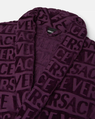 I â?Baroque Bathrobe