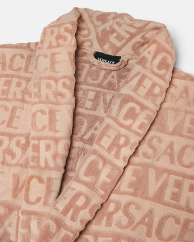 I â?Baroque Bathrobe