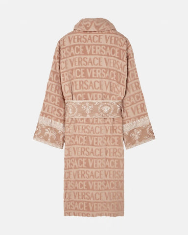 I â?Baroque Bathrobe