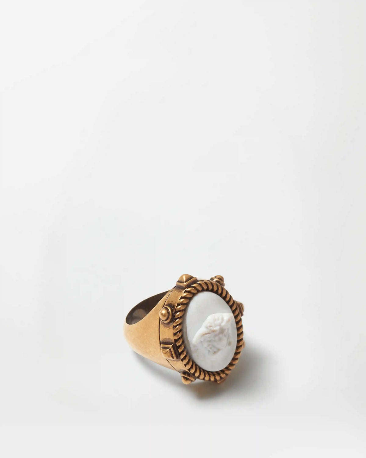Tivoli Ring